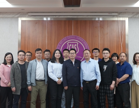 访企拓岗促就业丨友脉控股集团到学院考察交流