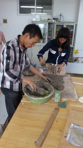 学生在造型工作室 上课