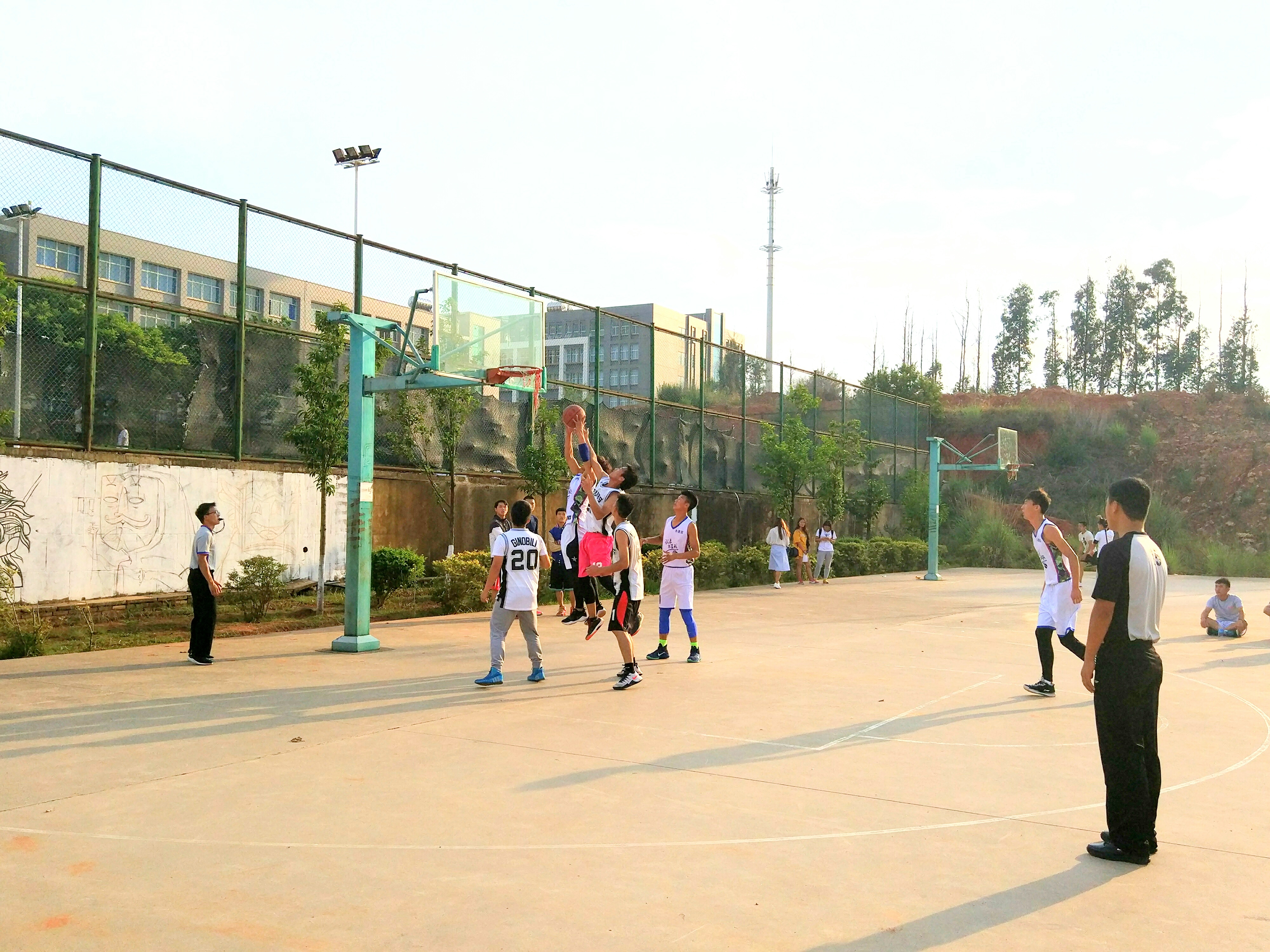 双战同至，城院显威