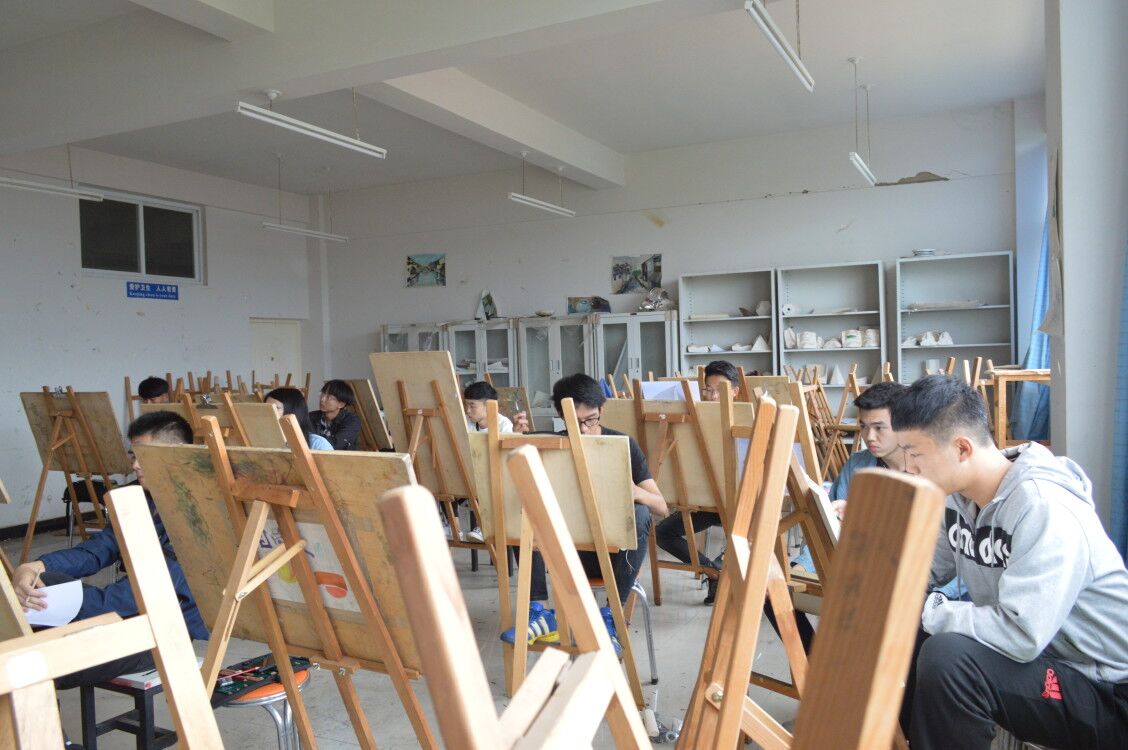 “绘”出一片天