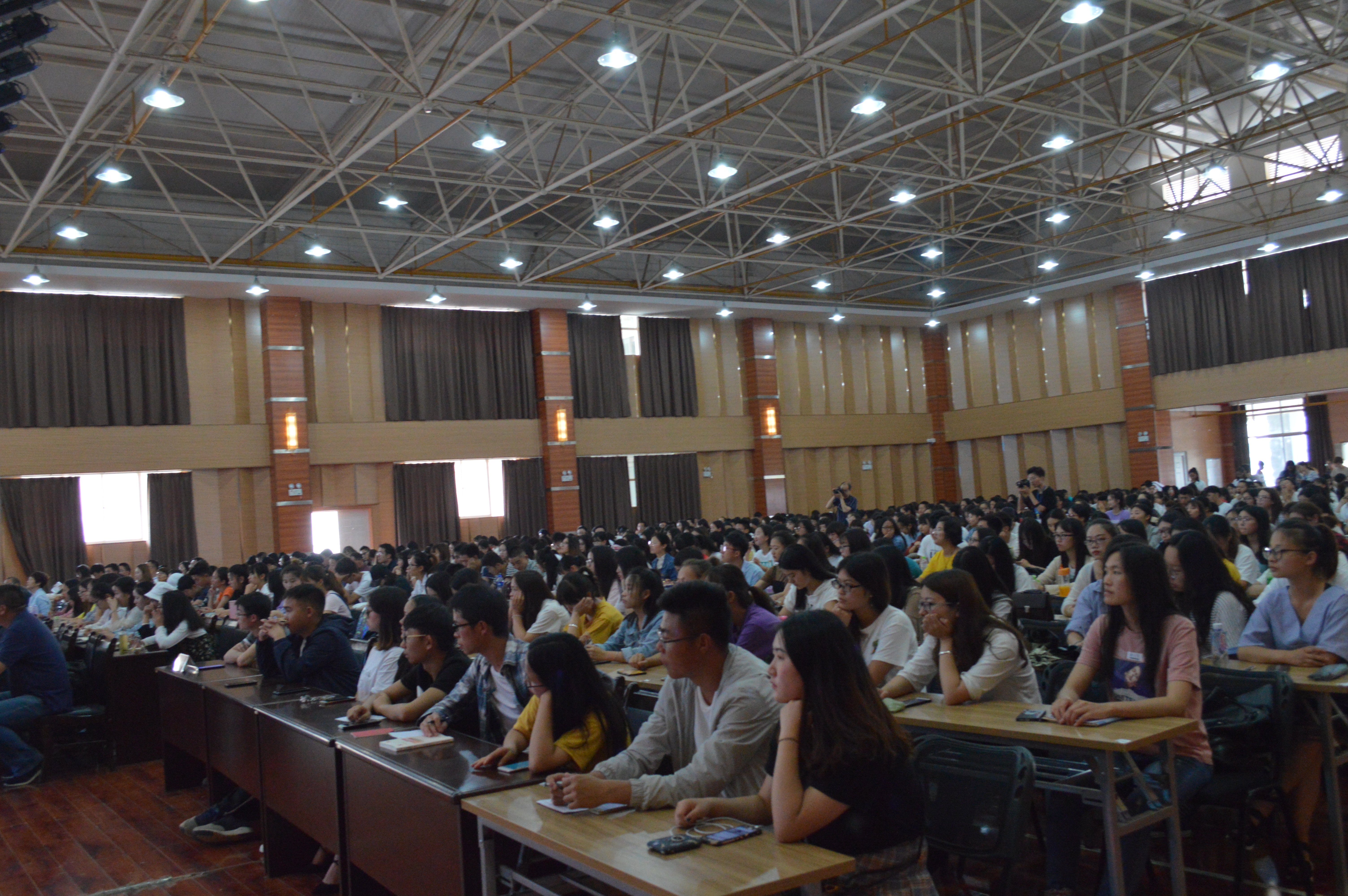 共筑中国梦，同绘彩云南