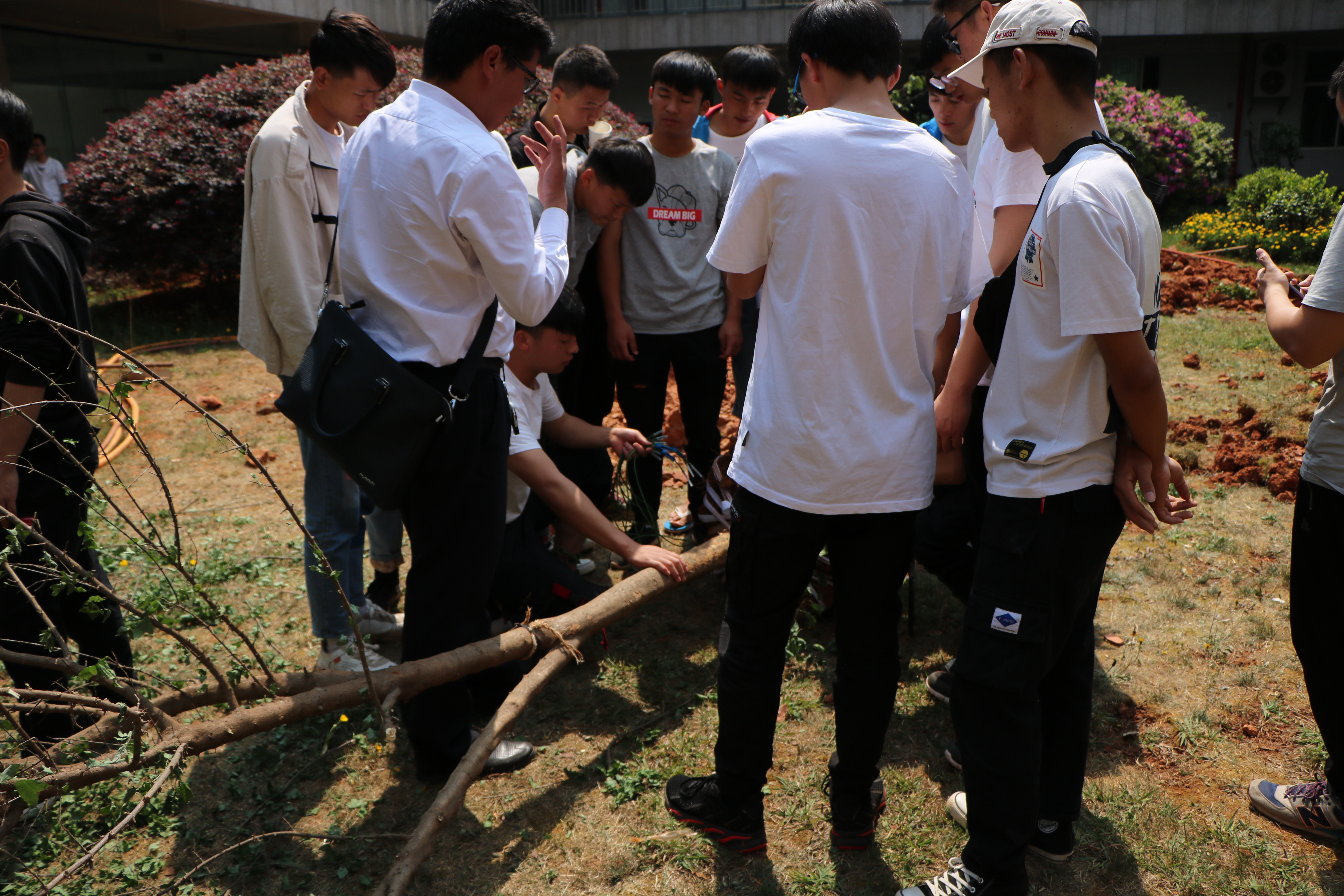 五一 • 跟着17土木B班劳动起来