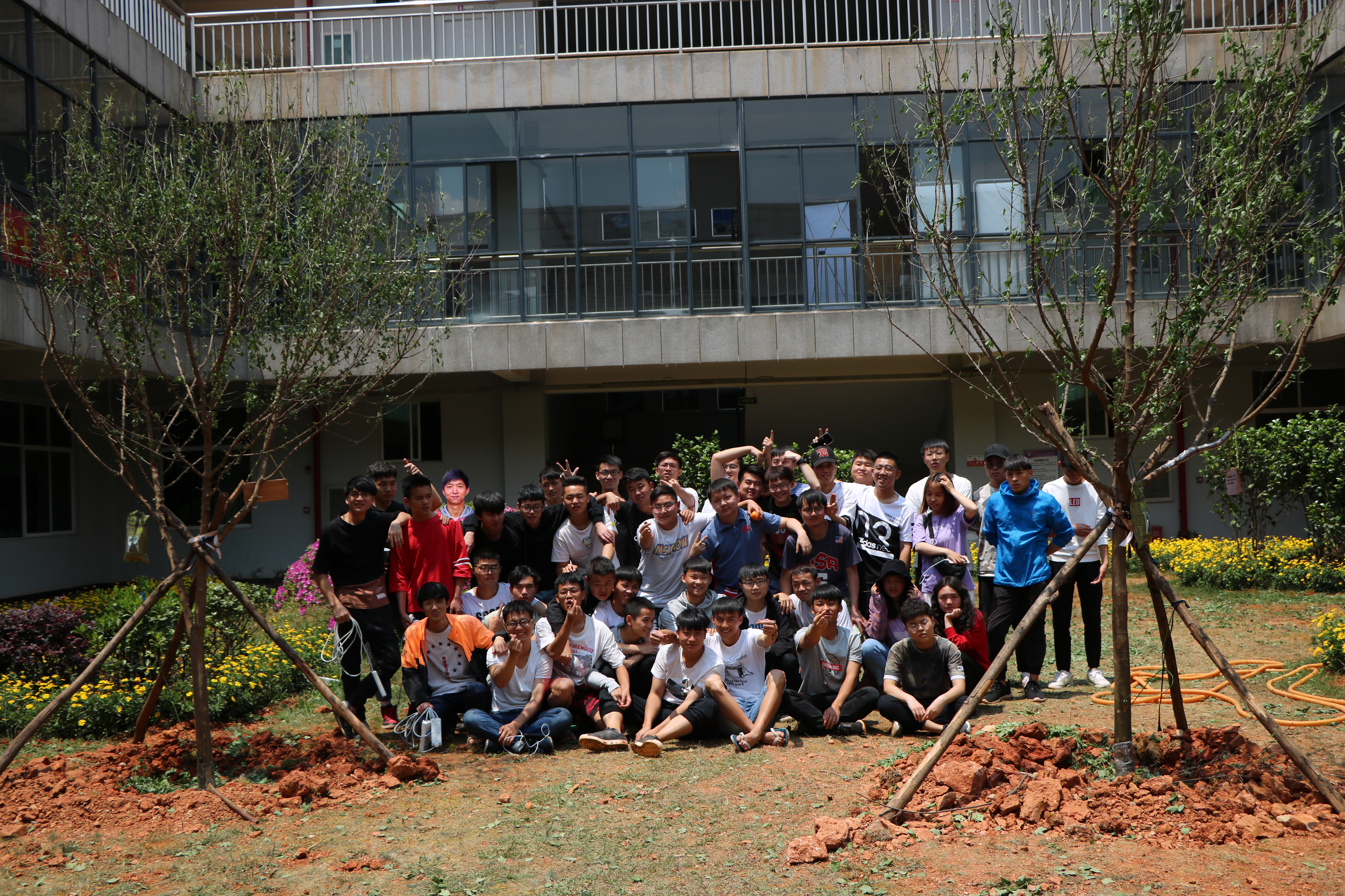 五一 • 跟着17土木B班劳动起来