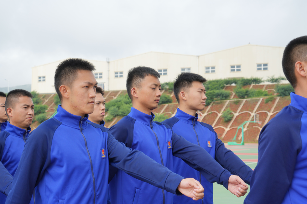 【优秀毕业生】2018级公务员——余杰