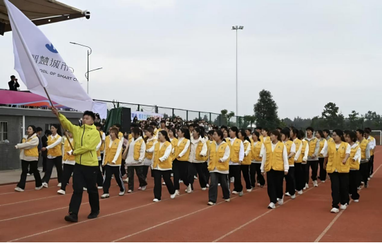 燃动赛场，逐光而行——昆明文理学院2025年冬季运动会圆满举行